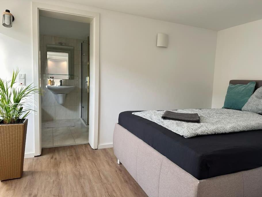 Königswinter Business Apartment Naehe Bonn מראה חיצוני תמונה
